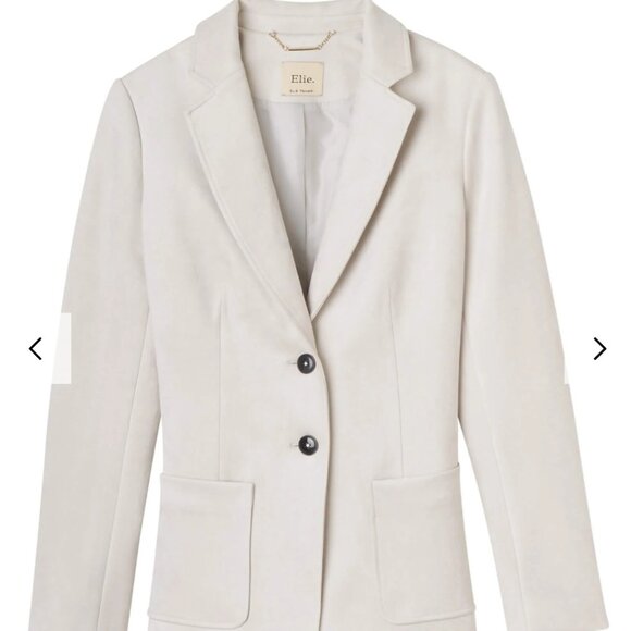 Gorgeous Tahari Jacket in Faux Suede in color antelope size medium - Picture 3 of 3